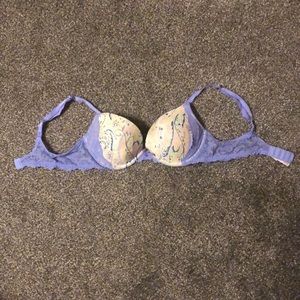 36-B Victoria Secret Push-UP